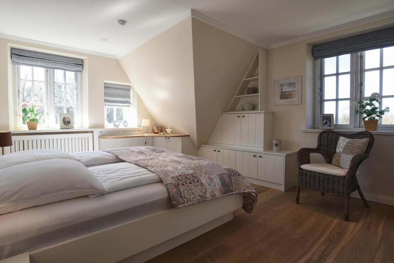 Friesenliebe Villa Borgsum Екстериор снимка